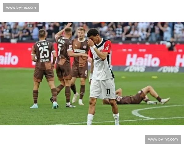 曼联锋线转向!埃基蒂克天价令红魔锁定 5000 万欧新目标 曼联锋线转向!埃基蒂克天价令红魔锁定 5000 万欧新目标