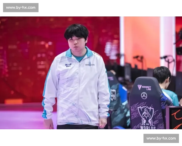 赛场之外的S赛:选手们的牺牲与坚持,不为人知的艰辛 赛场之外的S赛:选手们的牺牲与坚持,不为人知的艰辛